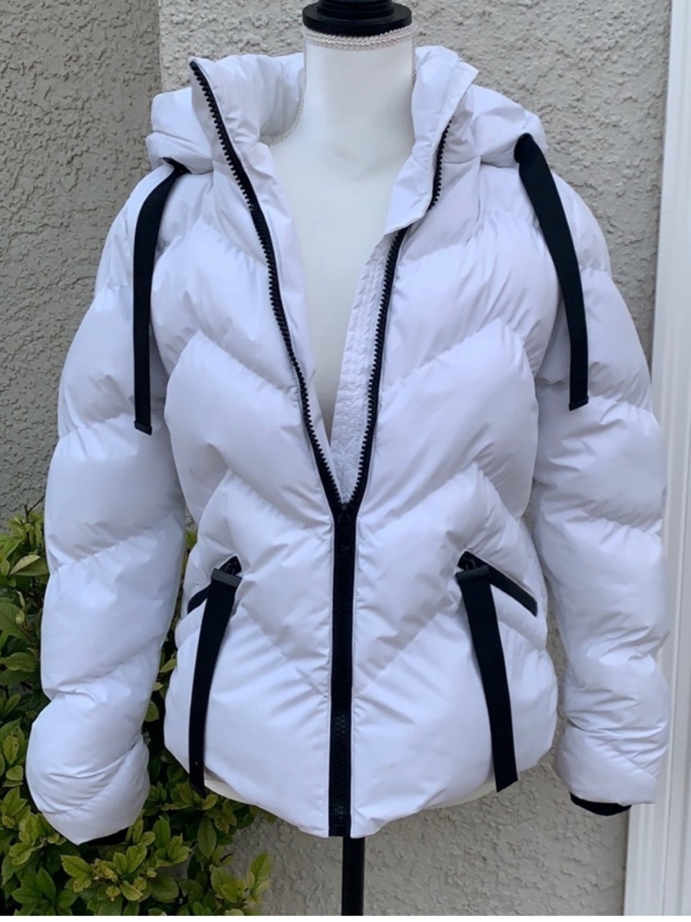 Saint & Sinner Women's Maxy White Quilted Puffer Jacket Size S